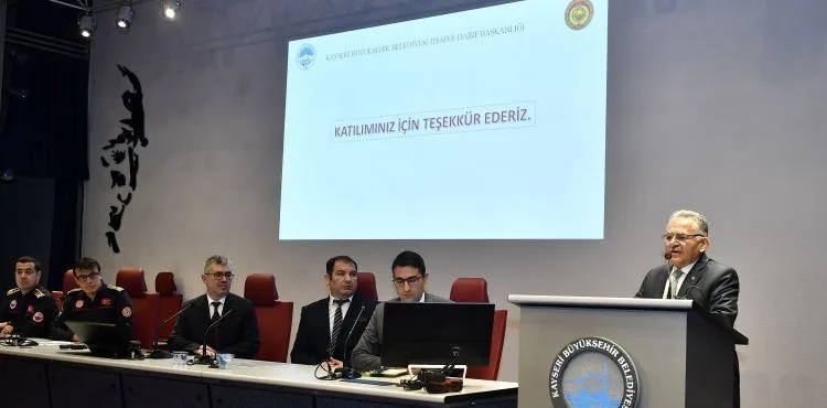 BÜYÜKŞEHİR’DEN AKILLI ŞEHİR BULUŞMALARI