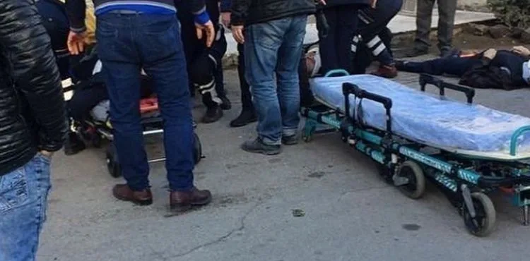 Çatı tamir sırasında çöktü: 3 yaralı