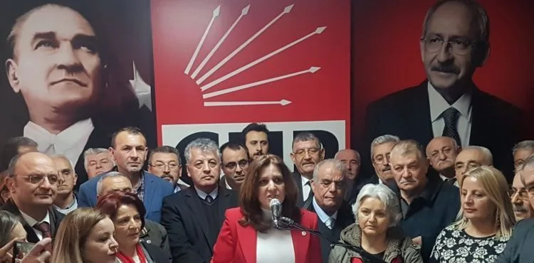 CHP'de İl Başkanı Özer, yeniden aday olduğunu açıkladı