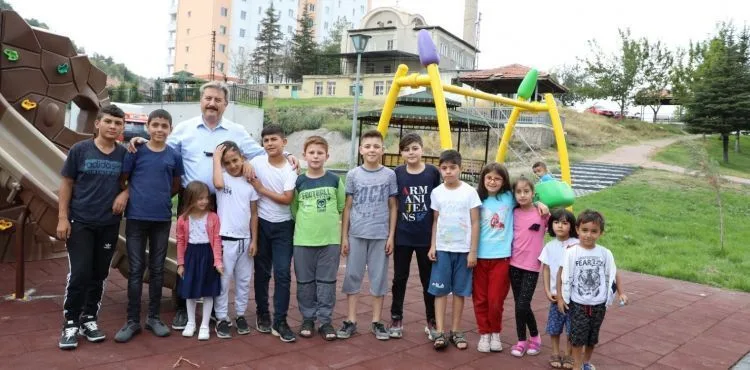 YARIYIL TATİLİNDE, TEMİZ, GÜVENLİ VE DONANIMLI PARKLAR ÇOCUKLARI BEKLİYOR