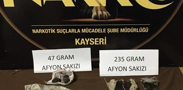 Kayseri'de uyuşturucu tacirlerine operasyon: 2 gözaltı