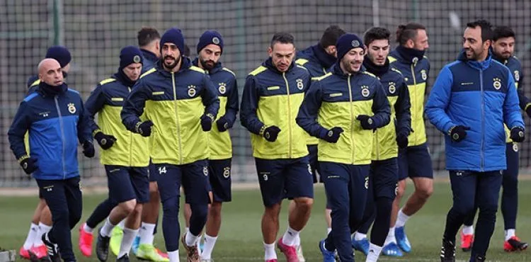 Fenerbahçe, Başakşehir maçı hazırlıklarını sürdürdü