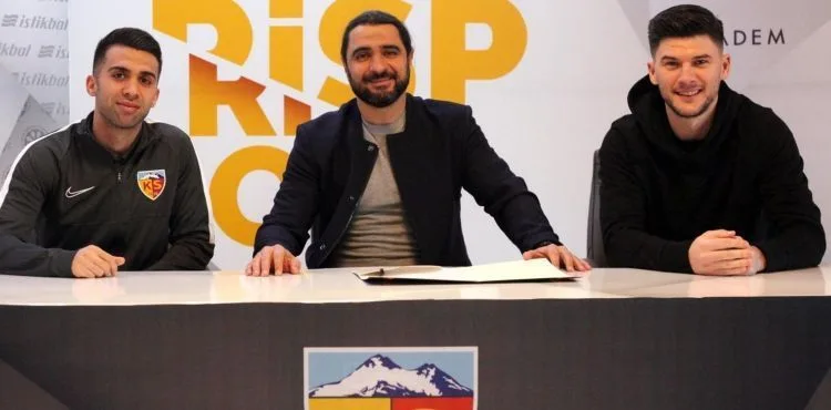Kayserispor, Emre Taşdemir ve Cristian Sapunaru'ya imzayı attırdı