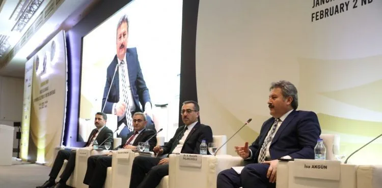 BAŞKAN PALANCIOĞLU, GAYRİMENKUL KONFERANSINA KATILDI