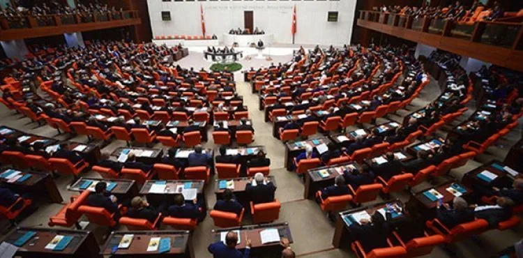 Cumhurbaşkanlığı tezkeresi TBMM'ye sunuldu