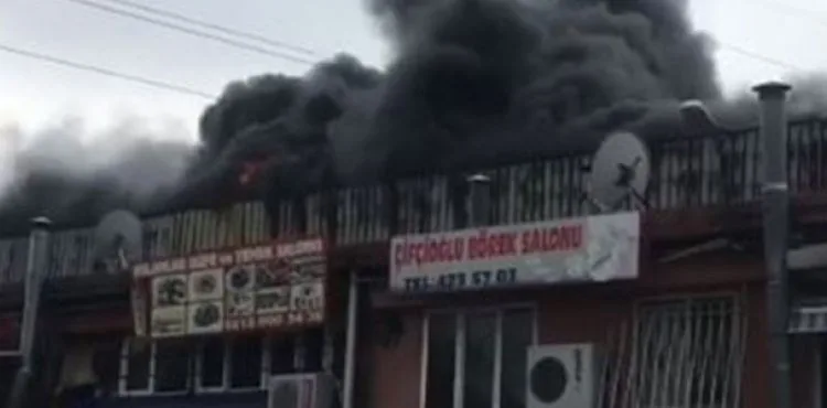 Esenyurt'ta sanayi sitesinde yangın