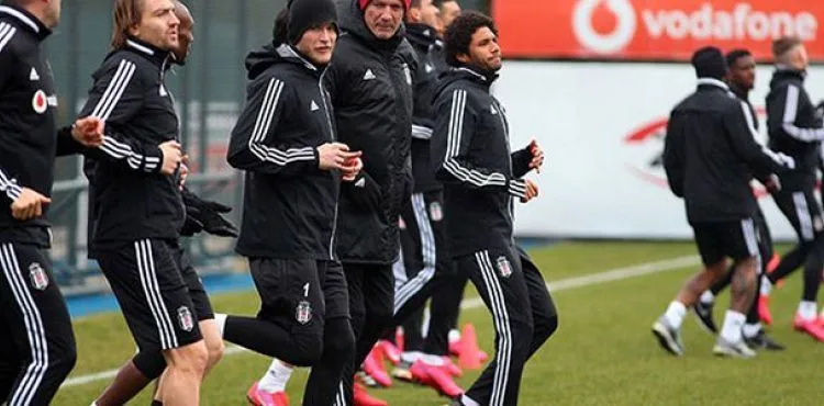 Beşiktaş, Trabzonspor maçı hazırlıklarına ara vermeden başladı