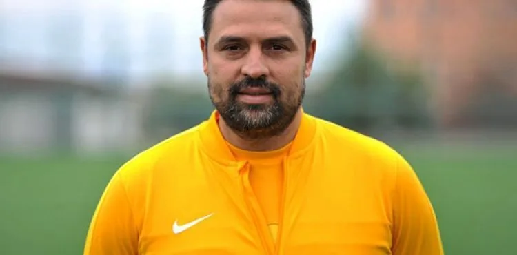 Galatasaraylı ve Fenerbahçeli eski futbolculardan derbi yorumu