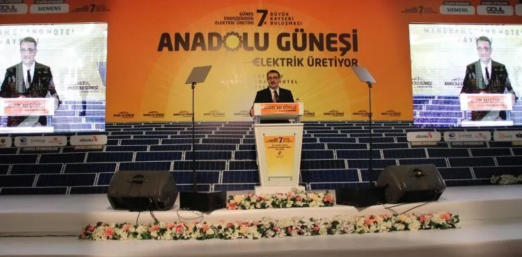 Bakan Dönmez: Enerjide üretim kadar yerlileştirmeye de önem veriyoruz