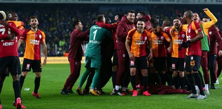 Galatasaray, Kadıköy’de 20 yıl sonra kazanarak tarihe geçti
