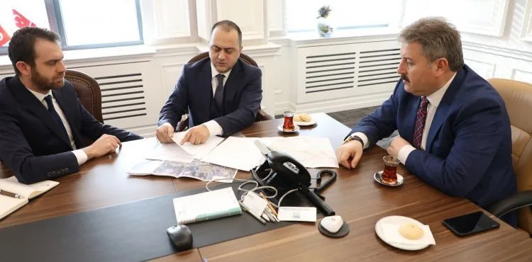 ŞEHİR MERKEZİNDE TRAFİK VE OTOPARK SORUNU ÇÖZÜLECEK