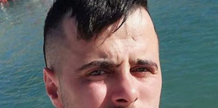 Ablasıyla ilişki yaşayan komşu esnafı öldüren kardeşe,12.5 yıl hapis
