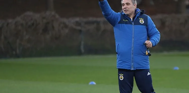 Fenerbahçe, Antalyaspor'a Ersun Yanal ile hazırlanıyor