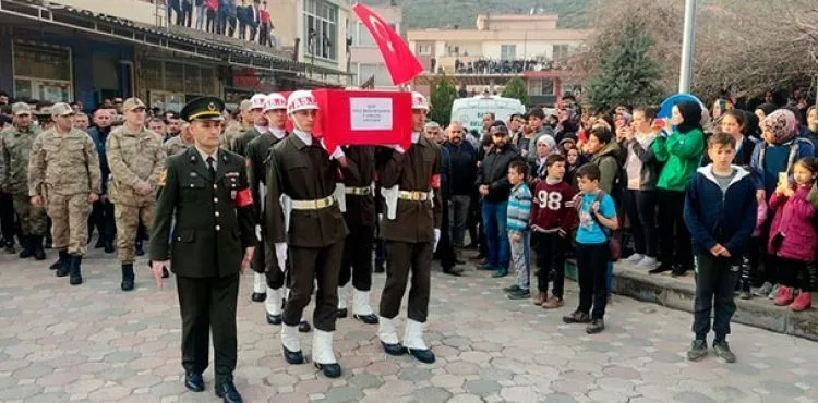 Şehit Uzman Onbaşı Akkaya, son yolculuğuna uğurlandı