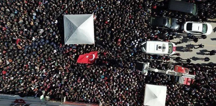 İdlib şehidi Ali Taşöz, son yolculuğuna uğurlandı
