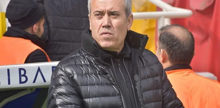 Yeni Malatyaspor'da Kemal Özdeş ile yollar ayrıldı