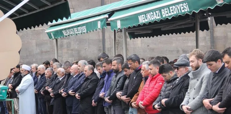 Kayseri'de, İdlib şehitleri için gıyabi cenaze namazı