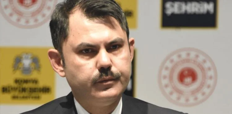 Bakan Kurum: Şehit babası ayaklarım çamurlu diye arabaya binmedi