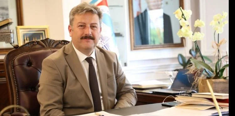 BAŞKAN PALANCIOĞLU, ÖDÜL ALAN GAZETECİLERİ TEBRİK ETTİ