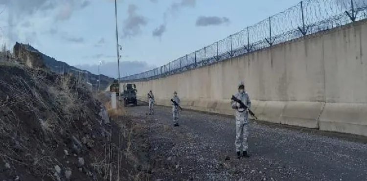 Mehmetçik, koronavirüse karşı koruyucu elbise ve maske ile teçhiz edildi