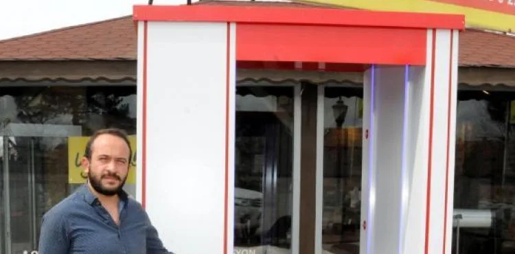 Kayserili genç, dezenfeksiyon kabini geliştirdi