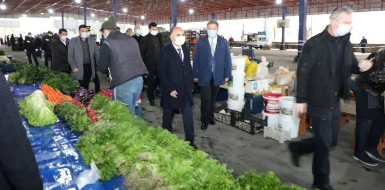 Vali Günaydın, Pazar Yerinde Korona Tedbirlerini Denetledi