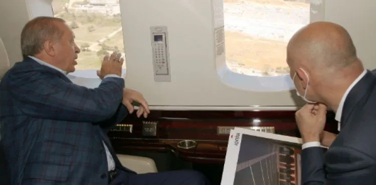 Cumhurbaşkanı Erdoğan havadan yapımı devam eden hastaneleri inceledi