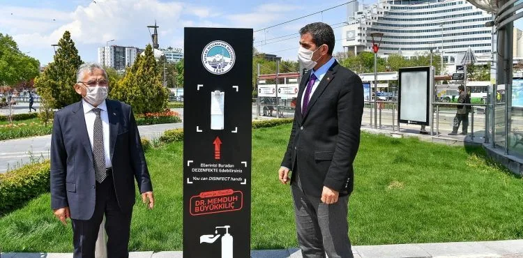 DEZENFEKTAN VE MASKE ÜRETEN BÜYÜKŞEHİR