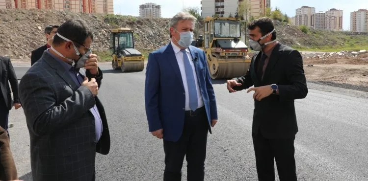 İLDEM FATİH MAHALLESİ ASFALTINA KAVUŞTU