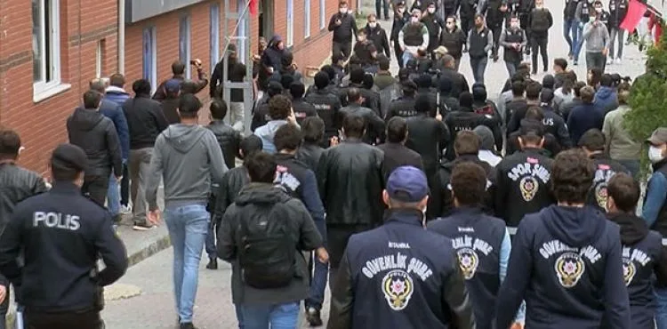 Grup Yorum üyesi İbrahim Gökçek'in cenazesinde gerginlik
