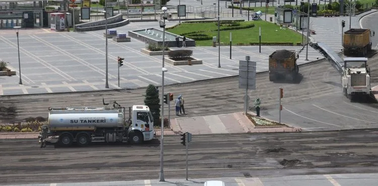 BÜYÜKŞEHİR'İN HİZMETİ MEYDANDA
