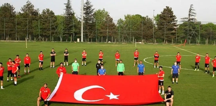 Spor camiasından 19 Mayıs mesajları