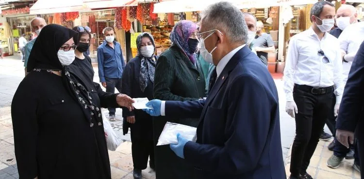 BAŞKAN VE AK PARTİ’DEN BAYRAM ZİYARETİ