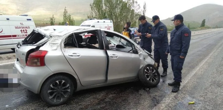 Kontrolden çıkan otomobil takla attı: 1 ölü, 2 yaralı