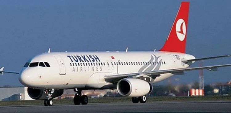 Yolcular uçağa anonsla sıra numarasına göre binecek, kuyruk ve temas olmayacak