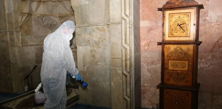 MELİKGAZİ’DE CAMİLER CUMA NAMAZINA HAZIRLANIYOR