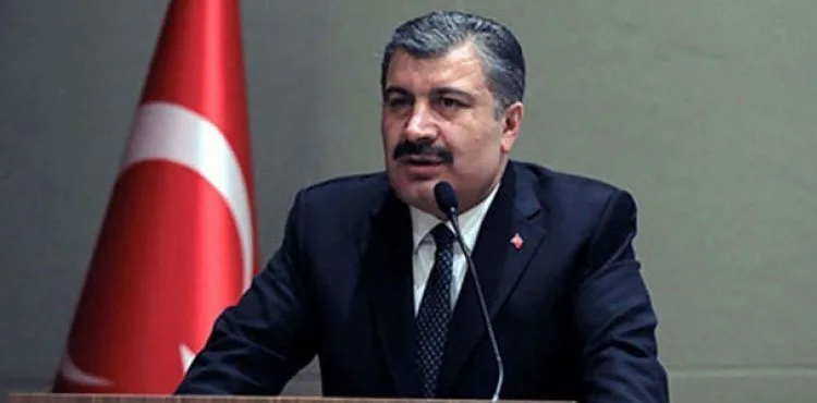 Bakan Koca: Maske takarsanız daha az sigara içersiniz