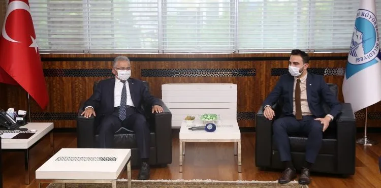 “KAYSERİ’MİZİN EN ÖNEMLİ YANI BİRLİKTE HAREKET ETMEYİ SAĞLAYABİLMESİDİR”
