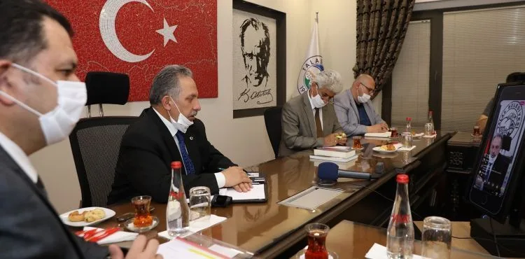 ‘BEYAZ MASA SOSYAL MEDYADA’ GÜZEL SONUÇLAR DOĞURUYOR