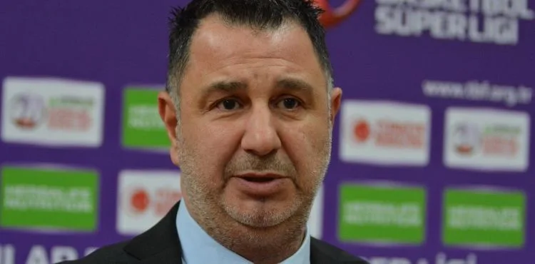 Kayseri Basketbol, Ayhan Avcı ile sözleşme yeniledi