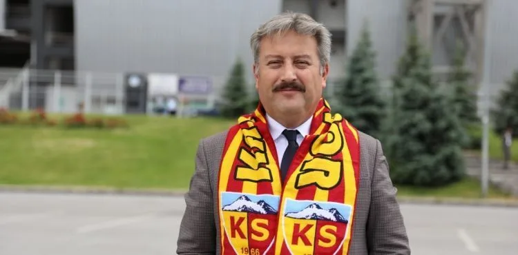 MELİKGAZİ'NİN ARABADA MAÇ KEYFİNE BÜYÜK İLGİ