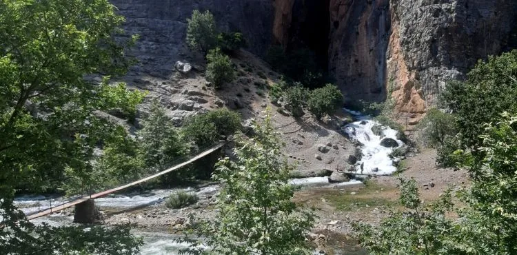 Irmağa düşen 8 yaşındaki Rana, hayatını kaybetti