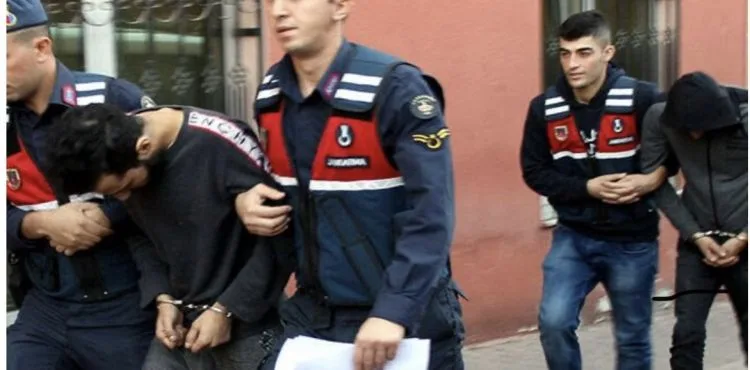 Suriyeli iki kardeşe YPG üyeliğinden 6'şar yıl 3'er ay hapis