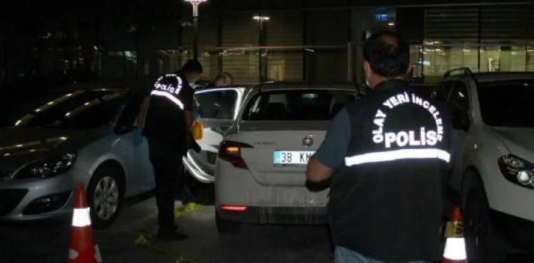 Kayseri'de tabancayla vurularak hastaneye bırakılan kadın öldü