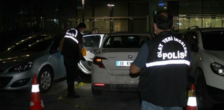 Yaralı getirildiği hastanede ölen kadının erkek arkadaşı tutuklandı
