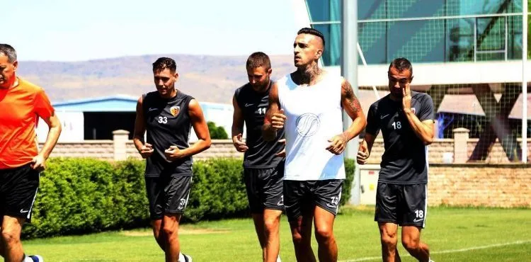 Hes Kablo Kayserispor'da Çaykur Rizespor maçı hazırlıkları başladı