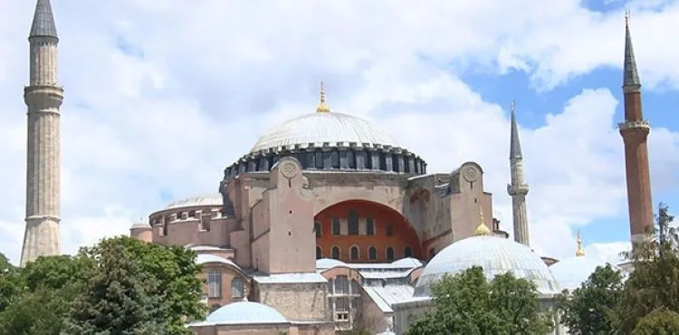 Ayasofya'nın planları "Ayasofya Camii ve Külliyesi" olarak değiştirildi