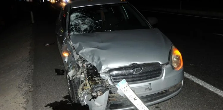 Otomobil ile çarpışan motosikletteki 2 kişi öldü