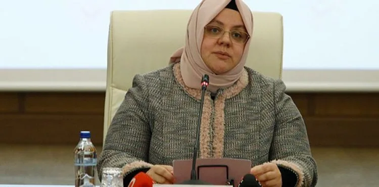 Bakan Selçuk: Kısa Çalışma Ödeneği'ni 1 ay uzatıyoruz