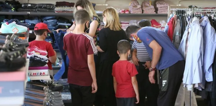 HAYRA AÇILAN KAPI ‘HAYIR ÇARŞISI’